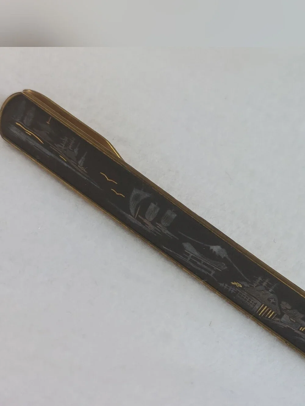 VTG Japanese Damascene Tie Clip Mt. Fuji Pagoda Gold Silver Inlay Estate Jewelry